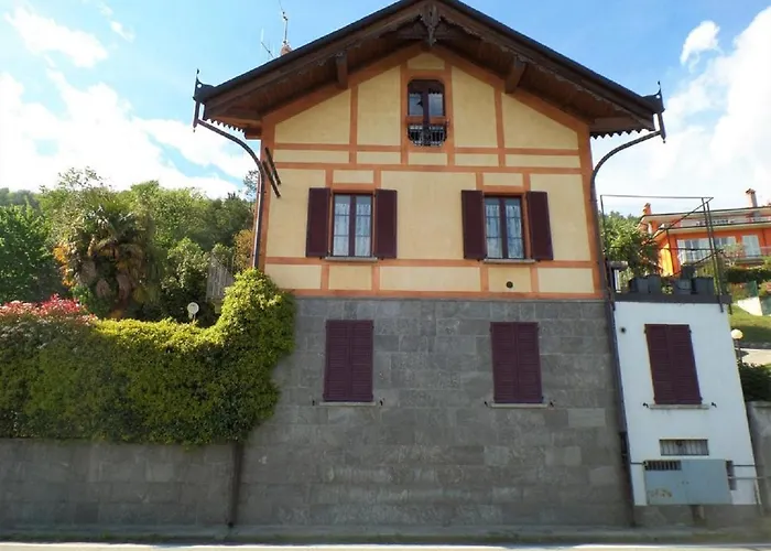 公寓 La Verbanella A 希法